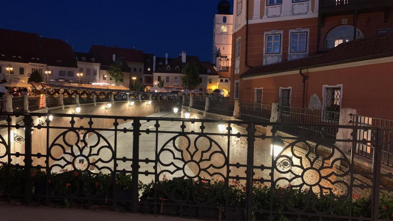 Apartament Lies By The Bridge - La Podul Minciunilor Sybin Zewnętrze zdjęcie